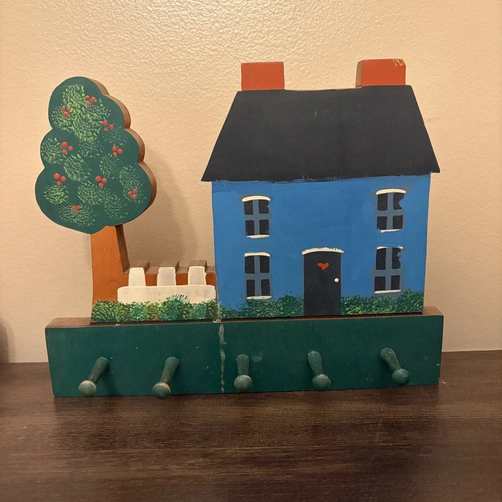 Bratton's Woodcraft Handmade Wooden Wall Key Rack Blue House Folk‎ Art 5 Pegs